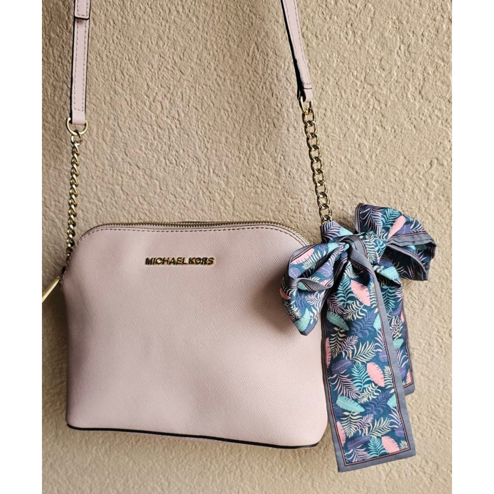 GUC - Michael Kors Bag Jet Set Travel Dome Crossbody Saffiano Leather W/ twilly